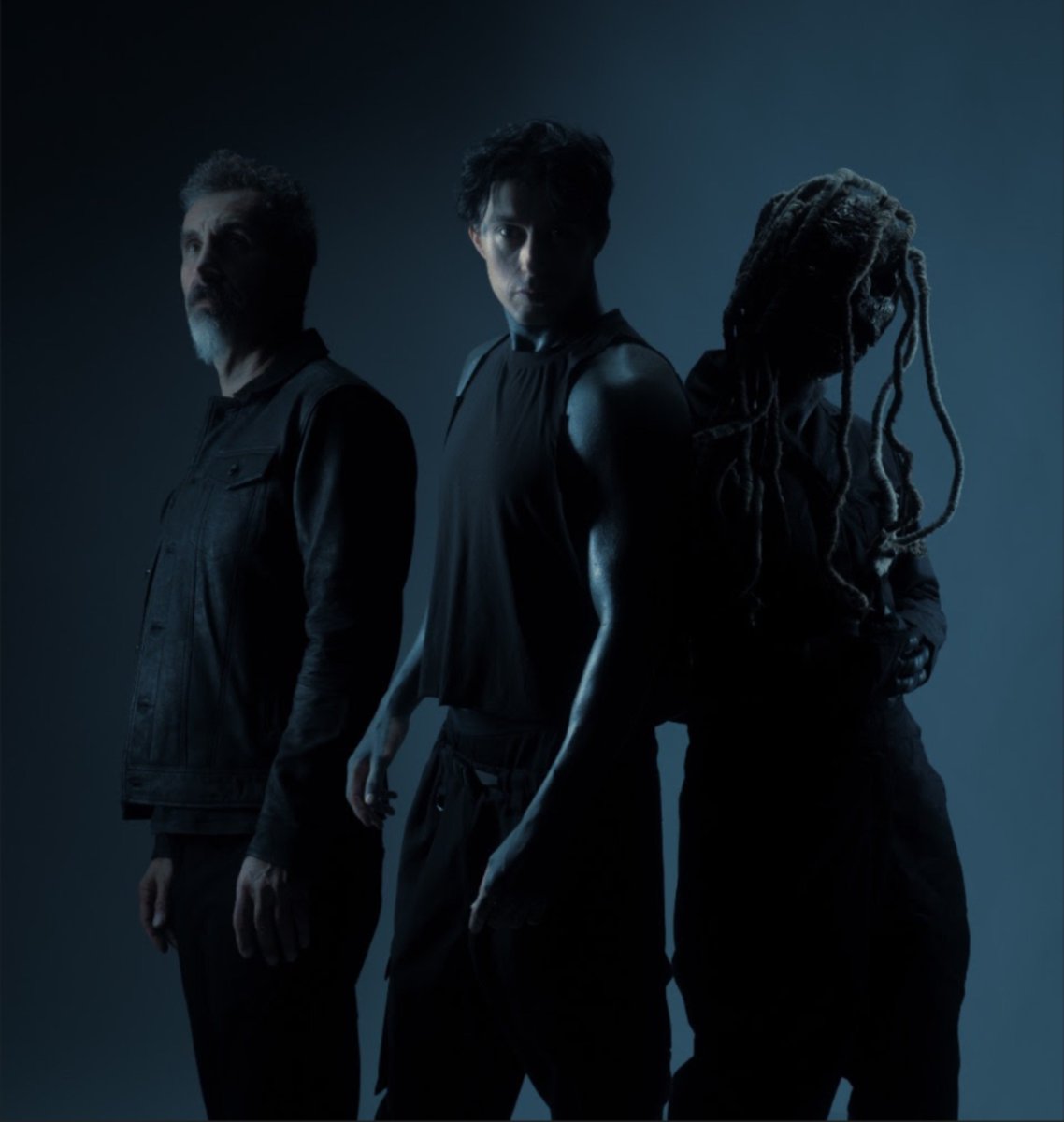 SOTSPodcast's tweet photo. Falling In Reverse have released new single Joseph featuring Corey Taylor (Slipknot) and Serj Tankian (System of a Down). https://t.co/ZgAm9v6Nwt