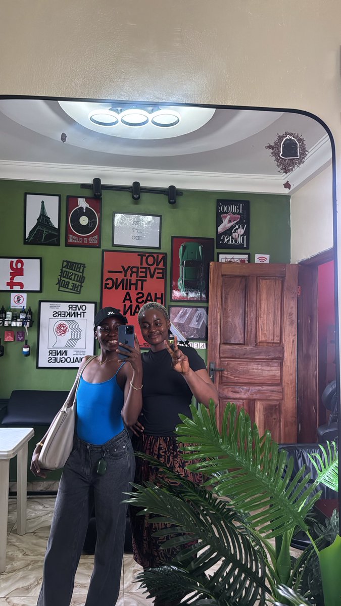 Z33ZAH's tweet photo. Paid The Boss a visit today❤️ https://t.co/3j7t8RlVo6