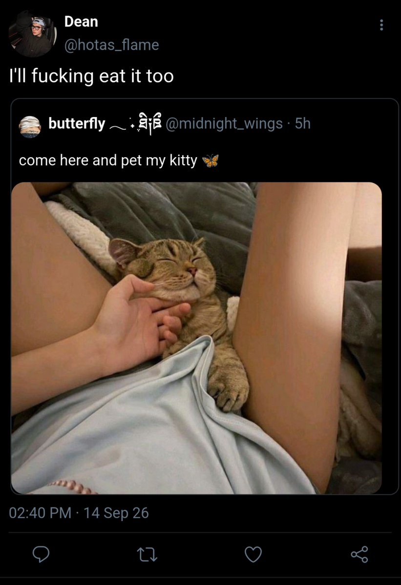 homotron__3000's tweet photo. #DeanMoth 🔞 Au where artist Moth has a anonymous nsfw account and Dean is 'straight' playboy who comes across posts assuming Moth is a girl and shoots his shot.

Meanwhile Moth is pleased to find that the same cocky guy who rejected him in high school is hitting on him now https://t.co/rZpG1TKHT8