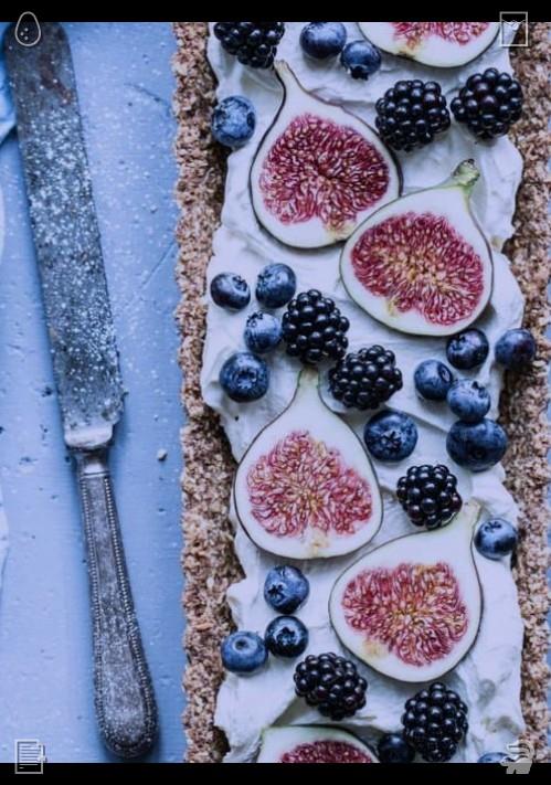 Dominokeyz1's tweet photo. 🌱Healthful banana fruit saladSupper is served, and I dine at the table, enjoying the hot stew. It tastes wonderful, and it gives me a pleasant feeling within. Once the meal is over, I tidy up the kitchen, then make my way to the living room to watch a film. https://t.co/RNHusgZzn9