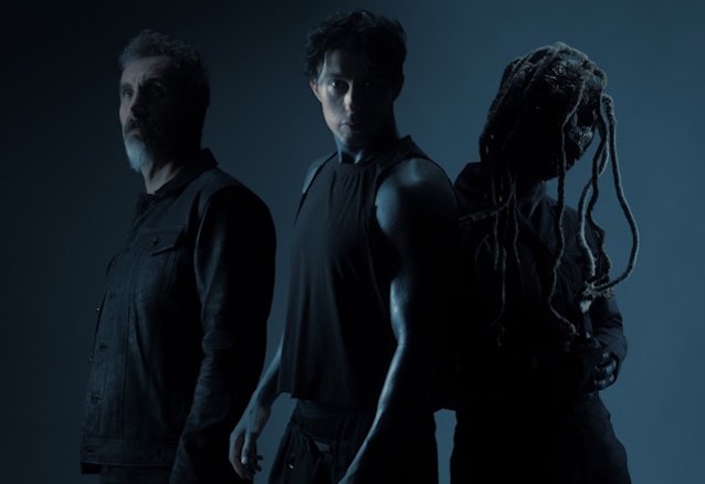 PogotaConcerts's tweet photo. Falling In Reverse junto a Corey Taylor de Slipknot y Serj Tankian de System Of A Down 
Para el Nuevo Sencillo 'Joseph'

Link : https://t.co/VFXJ0L0Azw

#Noticia #Comparte #Apoya https://t.co/b1HtO9uCK0