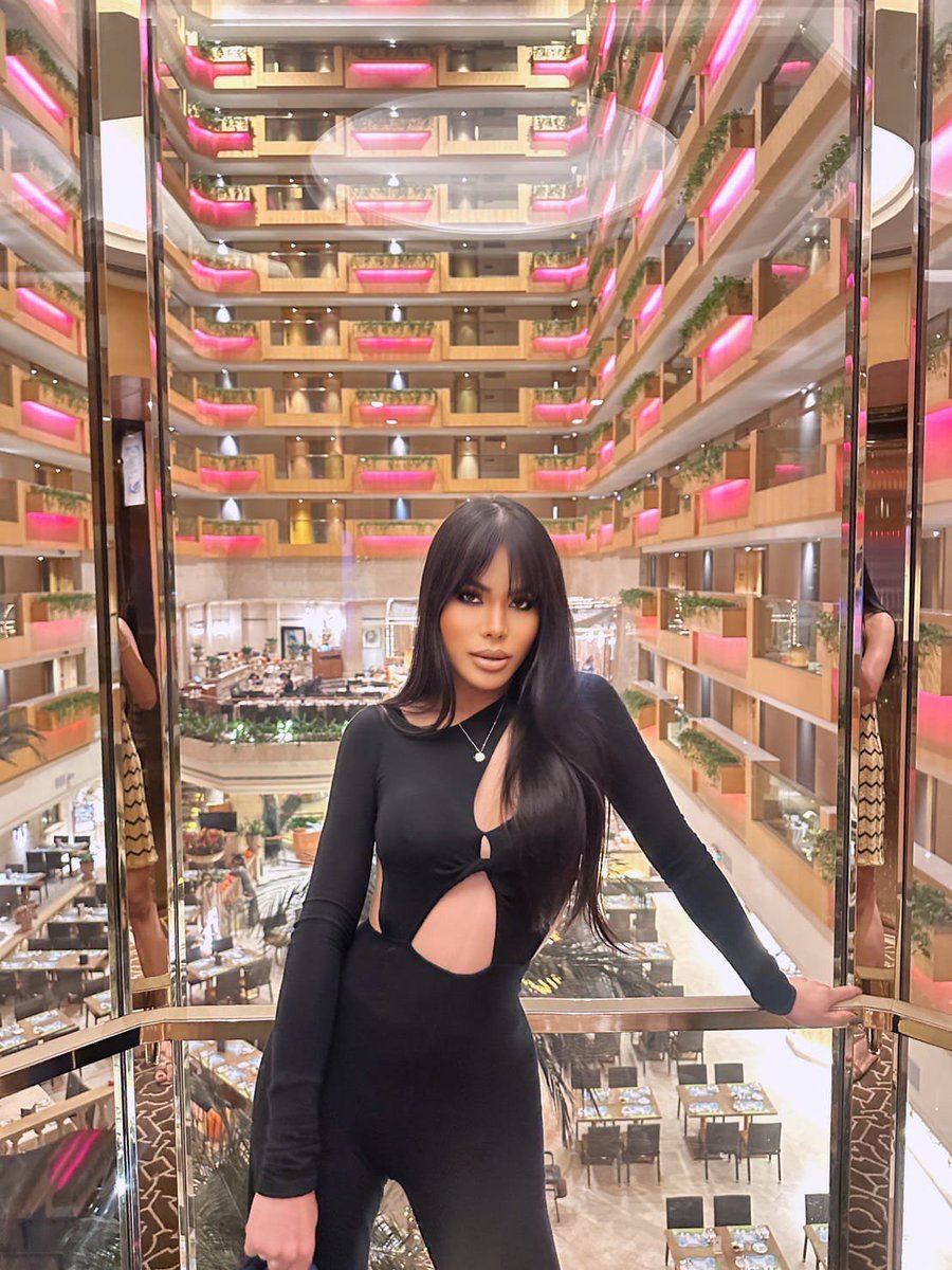 yjalhr's tweet photo. #ladyboy_riyadh
#ladyboy_both_in_Riyadh
#ladyboy_saudi
🏳️‍⚧️ https://t.co/jcmUebZmui