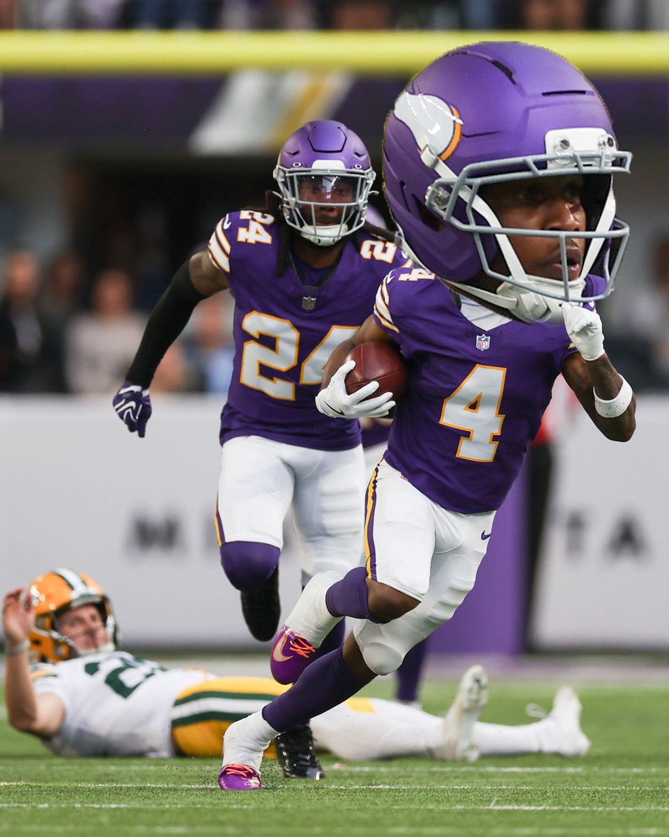 Vikings's tweet photo. 1st Big Heads of 2026‼️

📸: https://t.co/xlFqMWk5hi https://t.co/7YVEp5Vvlt