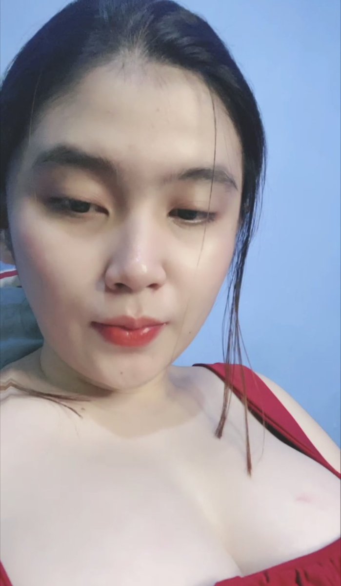ardshare's tweet photo. #Dreamlive #Mangolive #Livebarbar #Tobrut #Seksi
Anii Dreamlive hot banget - https://t.co/CHze8Um1QN https://t.co/jzvRaqDNjV