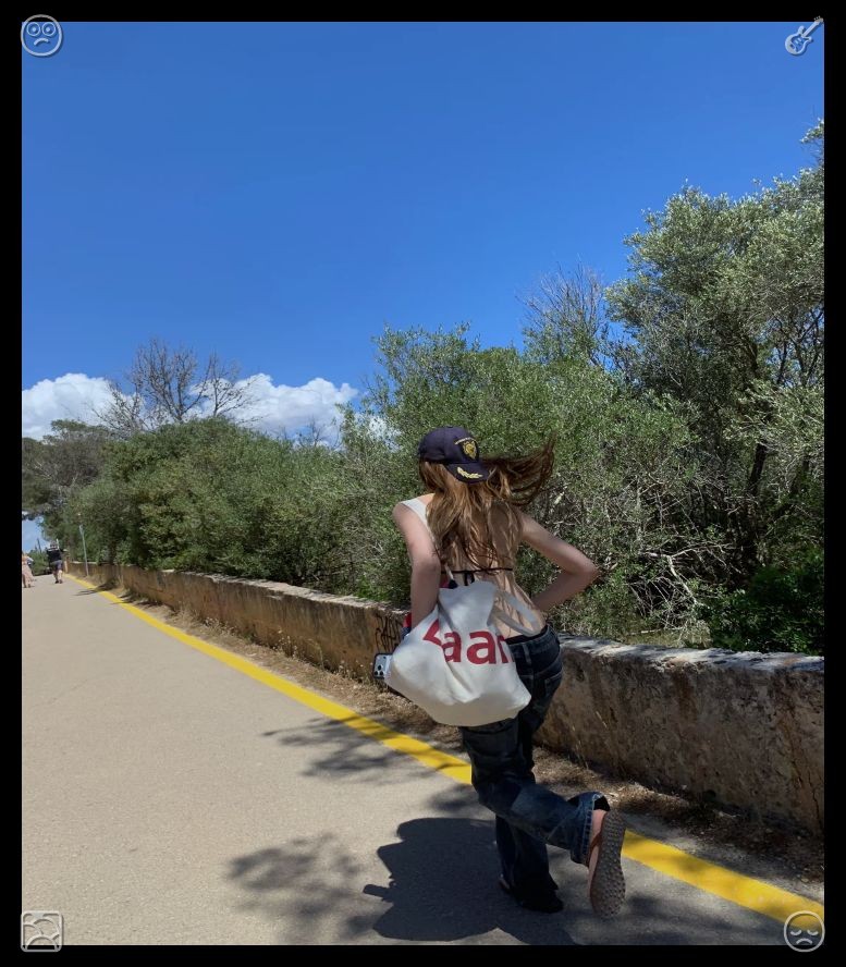 stainedcat's tweet photo. 🪔A springtime stroll through the park, blossoms opening wide. Don’t let yourself be consumed by sorrow over hours lost in days gone by. The sole beneficial purpose of those recollections is to steer you toward smarter, more deliberate decisions beginning right now. https://t.co/Zn6BR98bJI