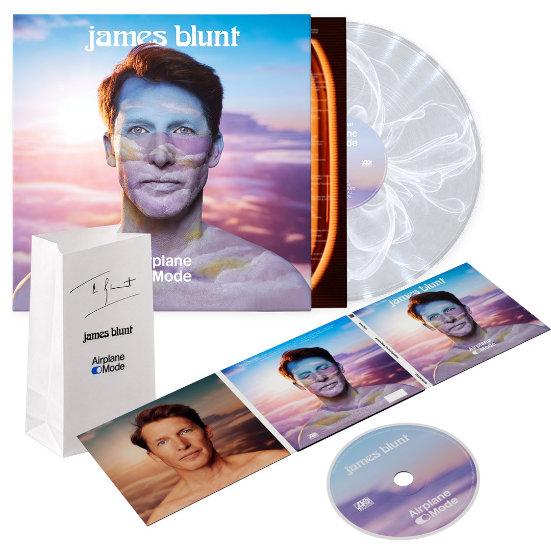 JamesBlunt's tweet photo. If you pre-order any bundle of my new album Airplane Mode direct from my official online store, you'll also get a custom air-sick bag, signed by me. (According to some, the best accompaniment to my music) 👍🤮
https://t.co/1Bu9gMNDeZ https://t.co/HK1OljzQNO
