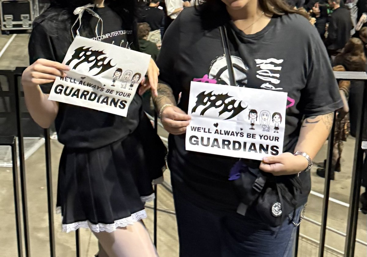thatpoppyuk's tweet photo. cutes ! always @FIRE0NMARZZ https://t.co/ONspIQX8L6