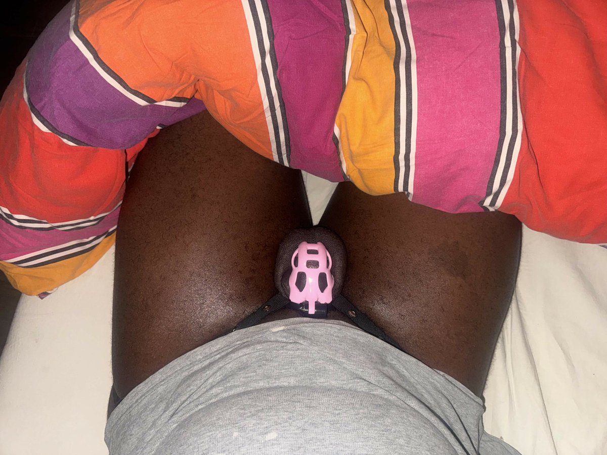 Cock_Cage_'s tweet photo. #chastitycage #sissy #denial #black https://t.co/Nk9mz1qLKp