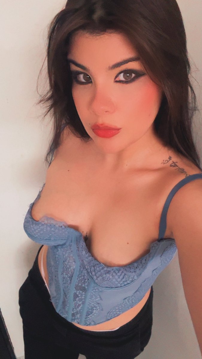 liszharpx's tweet photo. 🖤 https://t.co/2a61J9IeyE