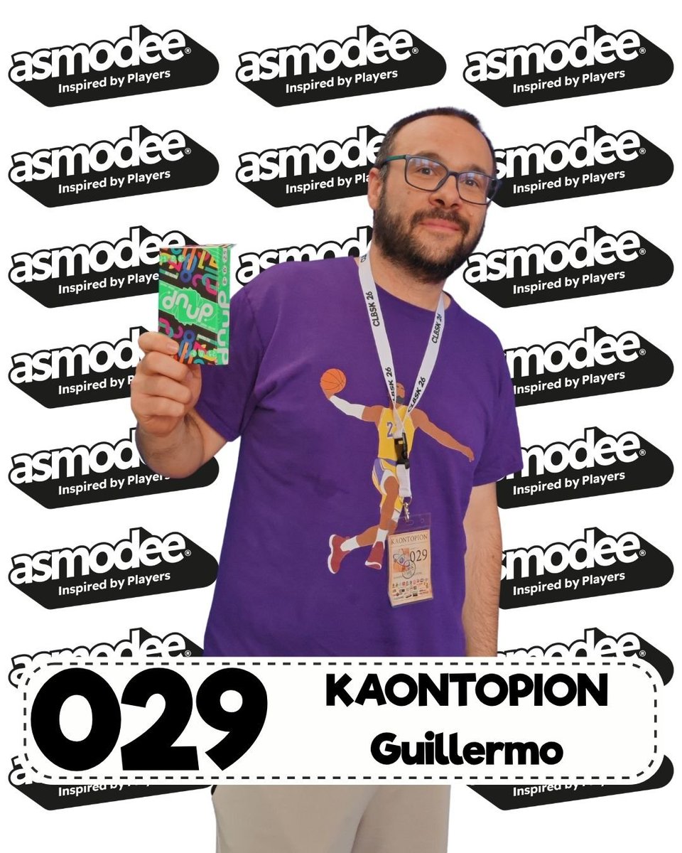 clbsk's tweet photo. Y seguimos con las fotitos del sorteo. Y como no, nuestro agradecimiento a los colaboradores. #asmodee https://t.co/8cqLYuwrWZ