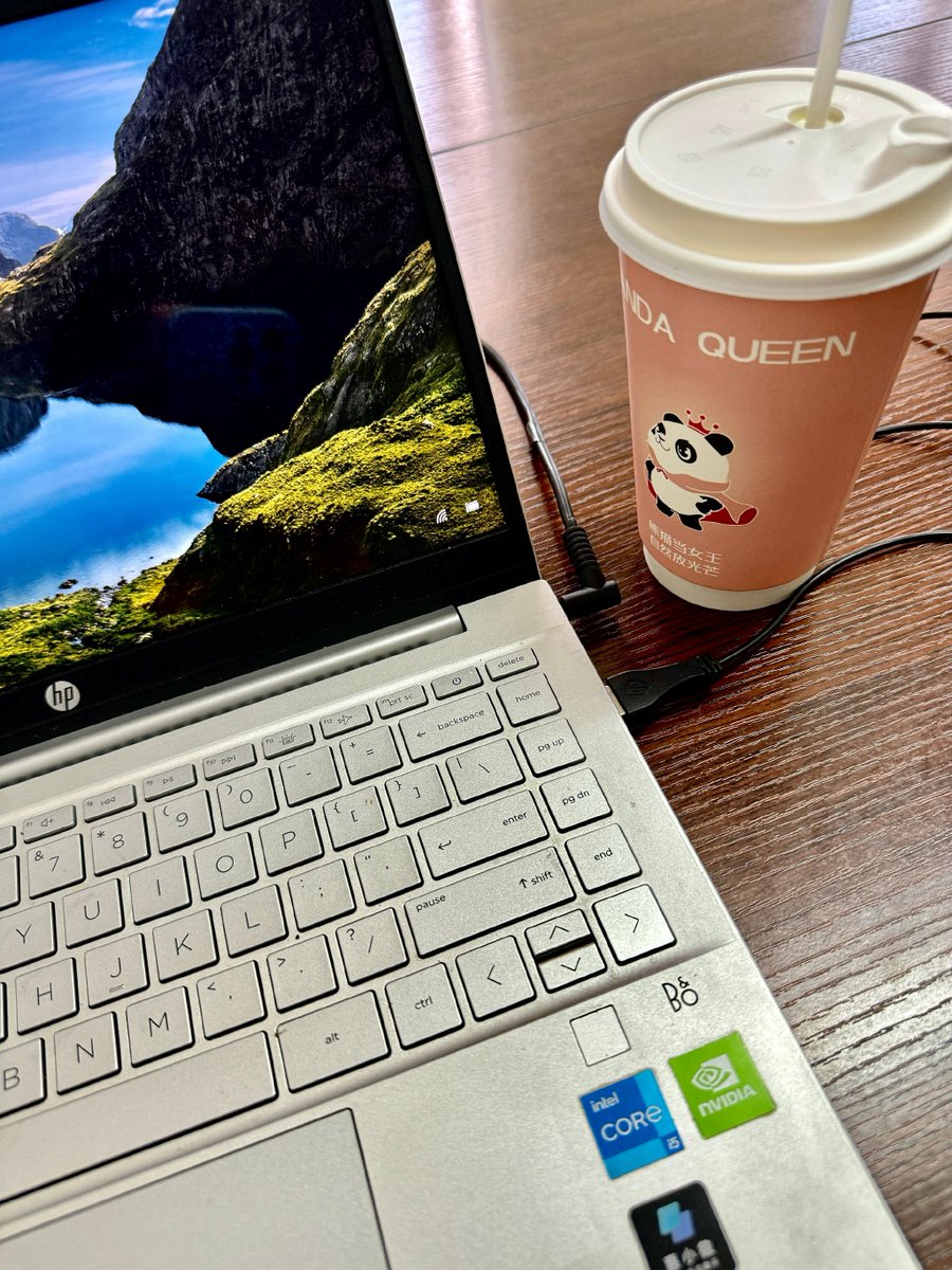 RickeySzym4h6m's tweet photo. Spilled matcha latte on my work laptop, only to find it’s waterproof—now my teammate keeps calling me the “matcha tech tester” https://t.co/xbW8uGtyVo