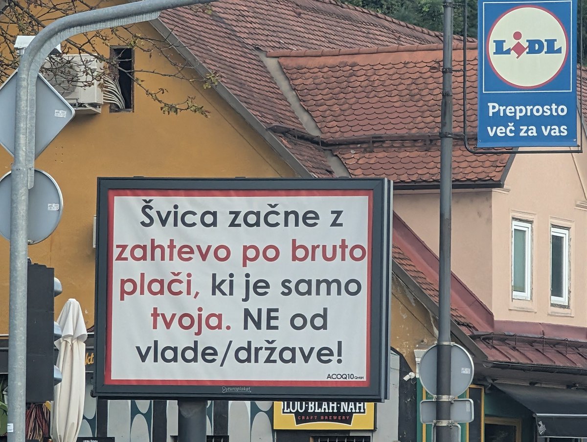 KajaCiglic's tweet photo. Sploh ne vem kaj naj bi to pomenilo https://t.co/2odO5QCqOl