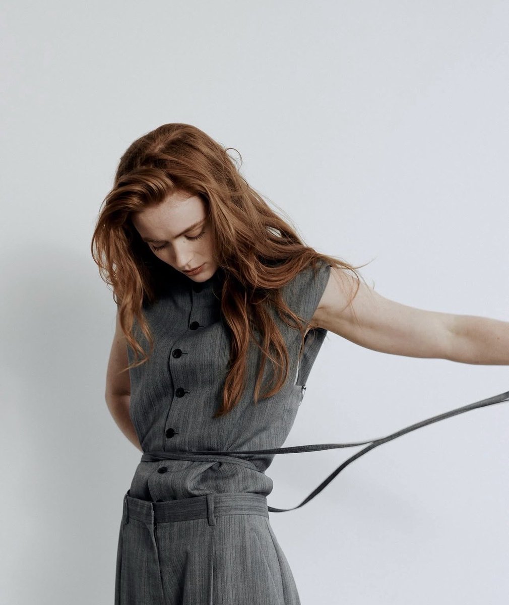 traceymattingly's tweet photo. Sadie Sink x @CalvinKlein hair by Tommy Buckett photographed by Clara Belleville #sadiesink #tommybuckett #traceymattinglyagency https://t.co/rxiyqaZJBR