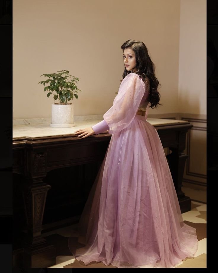 MALLIKAXKITTU's tweet photo. My Queen 👑✨ 
THE WORLD SHINES FOR MALLIKA
#Mallikas26thBirthday https://t.co/KcQRGmBlNk