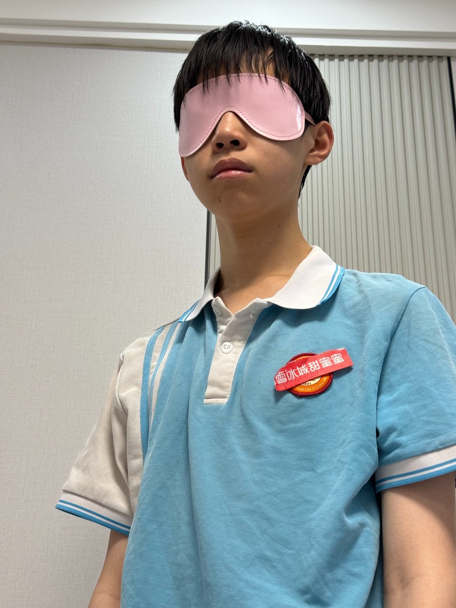 Asif49099763's tweet photo. 深圳校服DD https://t.co/GdsjIldDT6