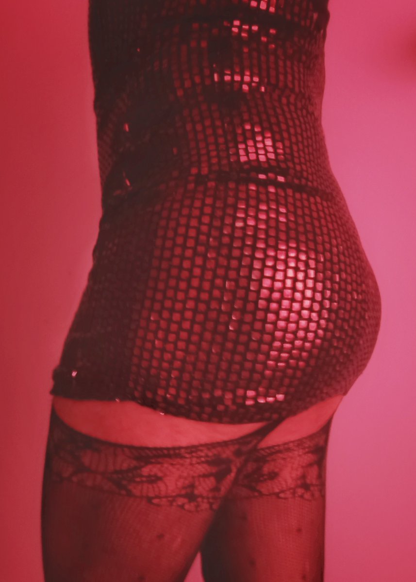 CamiCardenas42's tweet photo. Abre fácil! Sólo levantar un poquito y clavar! ☺️☺️
.
.
.
.
.
#travesti #villavobisex #chudai #puta #bisex https://t.co/mSGf1fCouJ