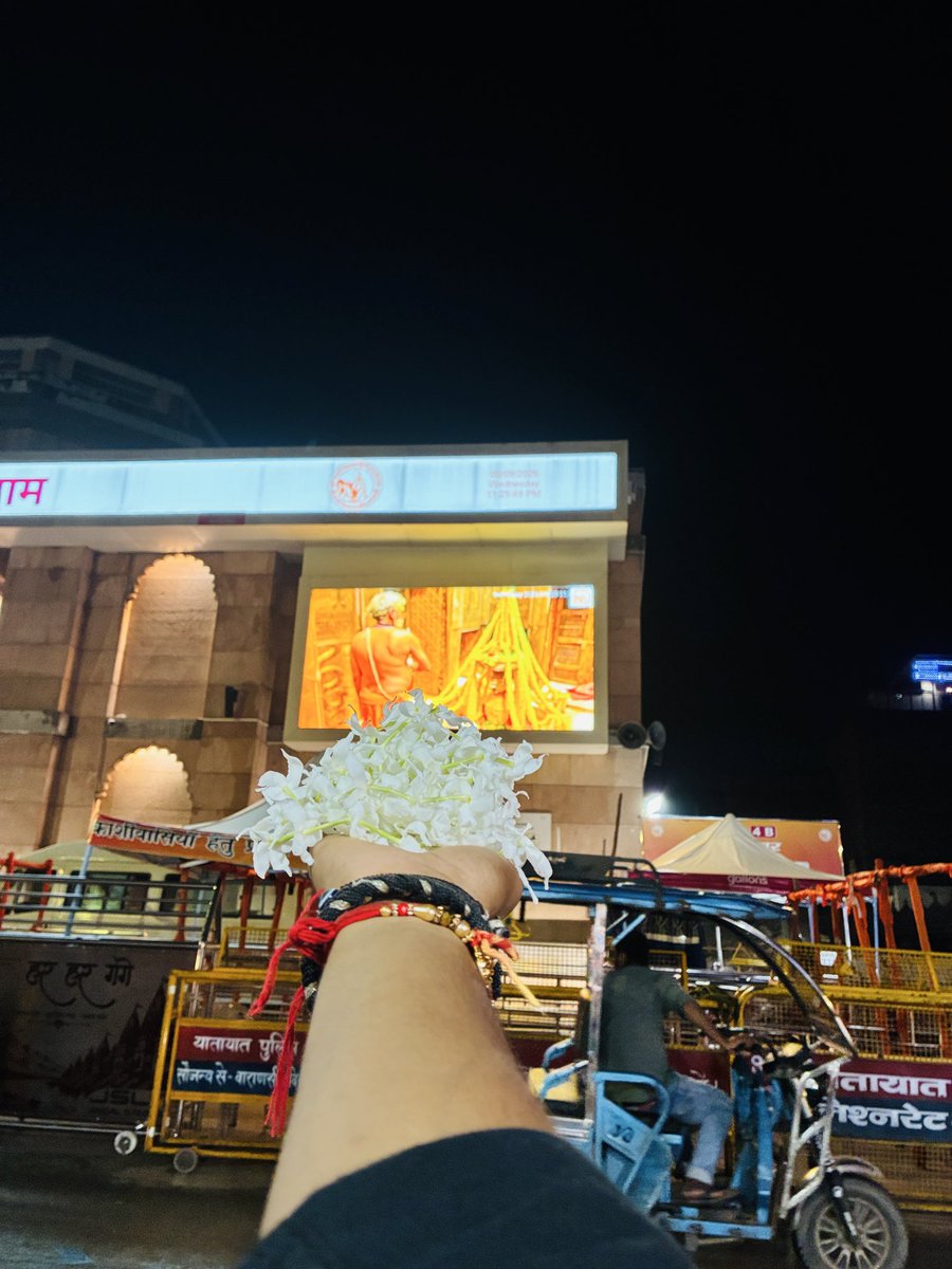 saah_rohit's tweet photo. #kashi #Banarsh #Varanasi  #Bhu #rohitsaah #Tourwithme #nationfirst  #india #IndianCulture #TourwithRohitsaah #Jharkhand #Pmo https://t.co/b4QyAykzu3