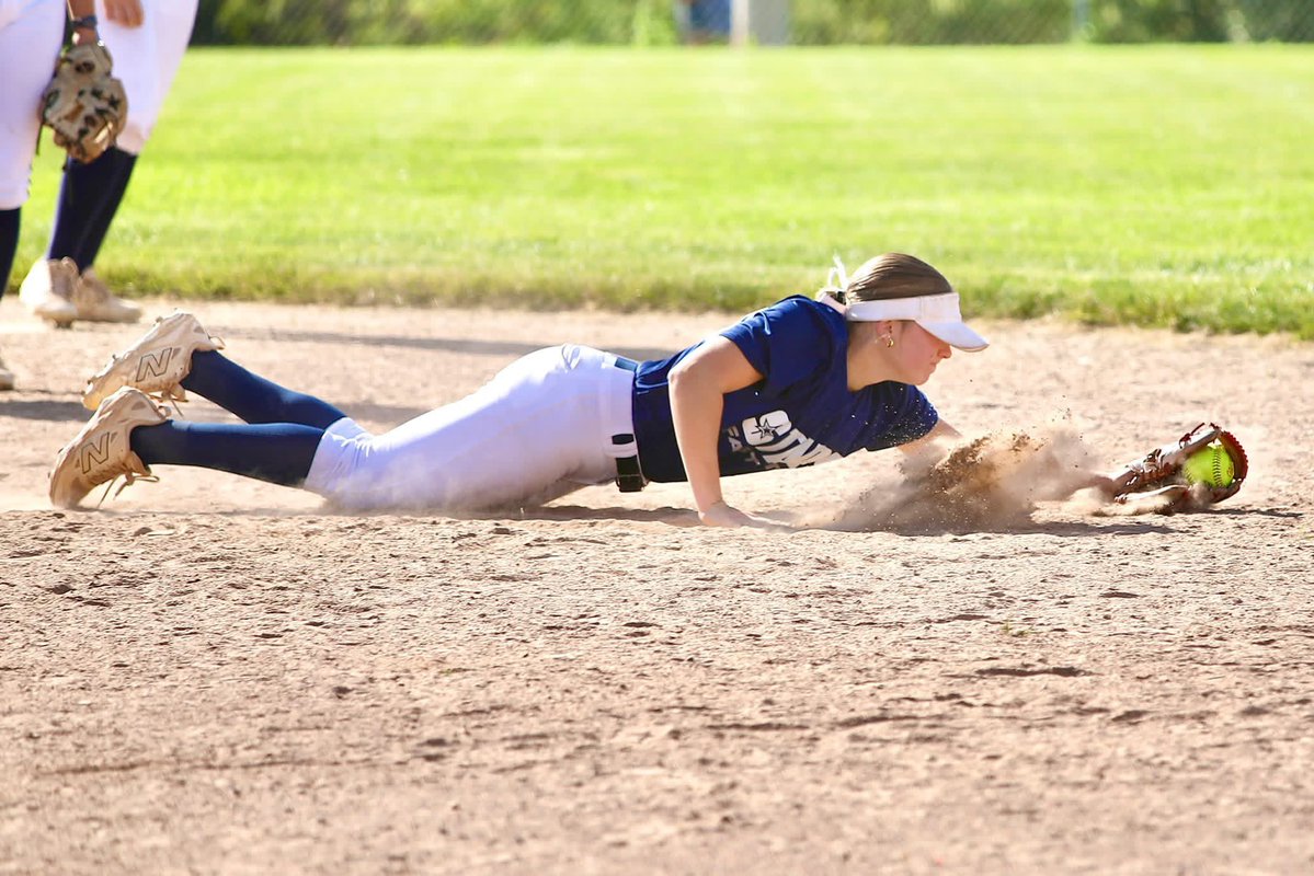 Starsfp_CT's tweet photo. π¬ from this weekendβs @USAElite_Jen Northern Exposure Showcase! Our 16U Domer-Shank team played up in the 18U Gold bracket at Thorpe going 2-0 on Saturday with Sunday being called for rain. Perfect start to our deal ππΌ
@starsnationalfp
#ctstars #starsfastpitch #family https://t.co/pY5FTx0OVr