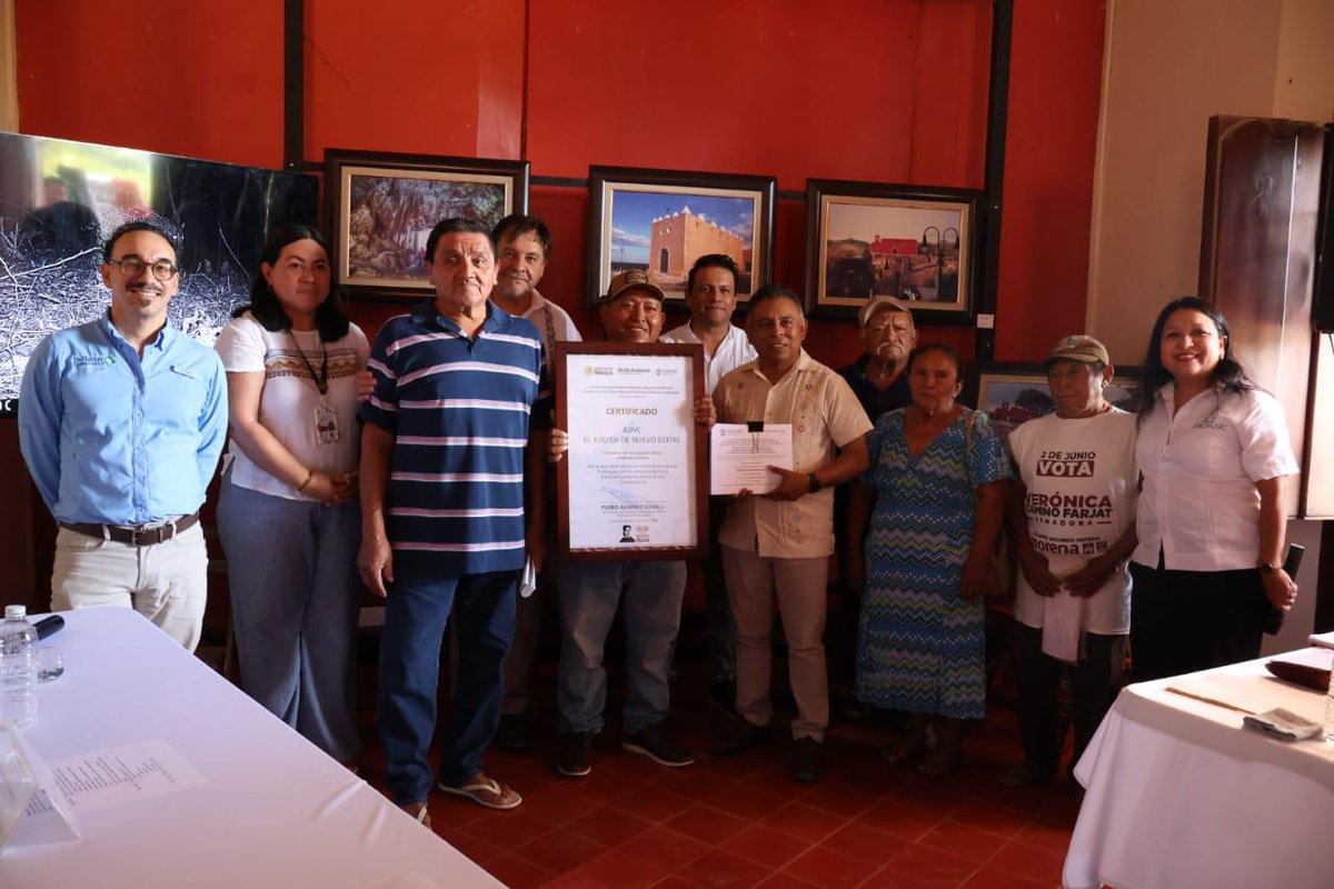 PAgraria's tweet photo. 📍#Yucatán 

🌳 Se entregaron certificados de Áreas Destinadas Voluntariamente a la Conservación a los ejidos Benito Juárez, San Juan Tekax, Nuevo Dzitas y San Diego Buenavista, cuyas áreas suman en conjunto 8,700 hectáreas destinadas a la conservación. 🌱🤝📜

#Conservacion #PropiedadSocial #MedioAmbiente