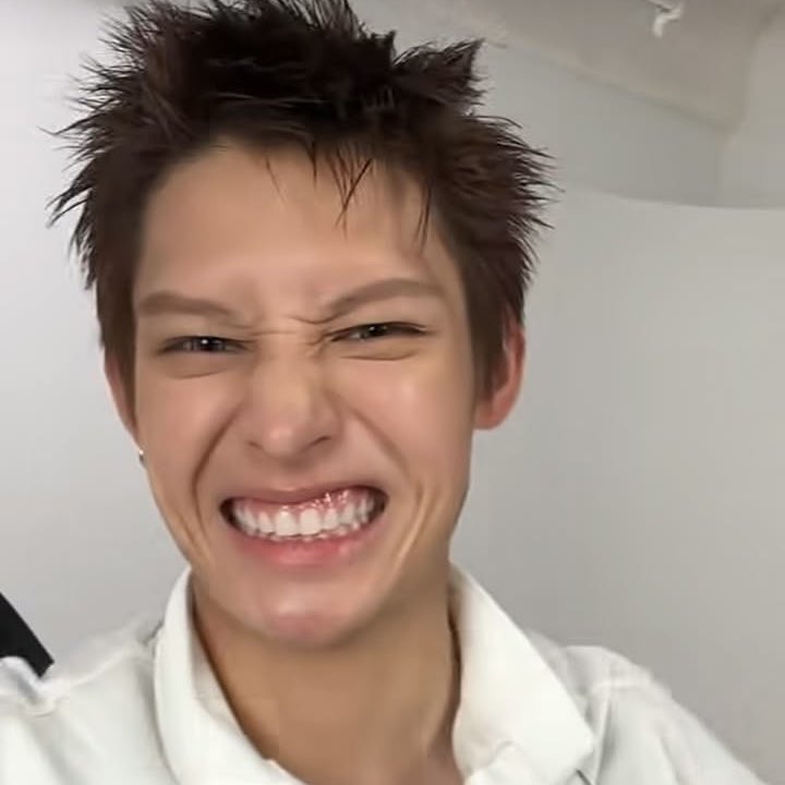 chaoyufanist's tweet photo. james showing all 32 teeth https://t.co/Sc3zNVjBF6
