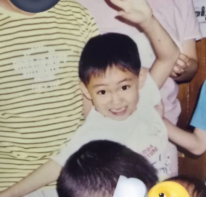s00wty's tweet photo. the world wasn’t ready for the impact this little baby was about to have https://t.co/HQBhtRcP3f