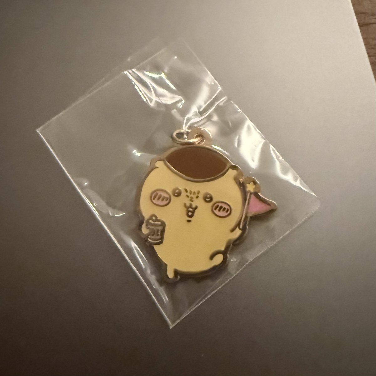 myg_007's tweet photo. 【交換希望】
ちいかわパーク　メタルチャーム
ゲーム　参加賞

譲:くりまんじゅう

求:うさぎ

✴︎都内または郵送希望

難しいかと思いますがよろしくお願いします。 https://t.co/olS5fInqXH