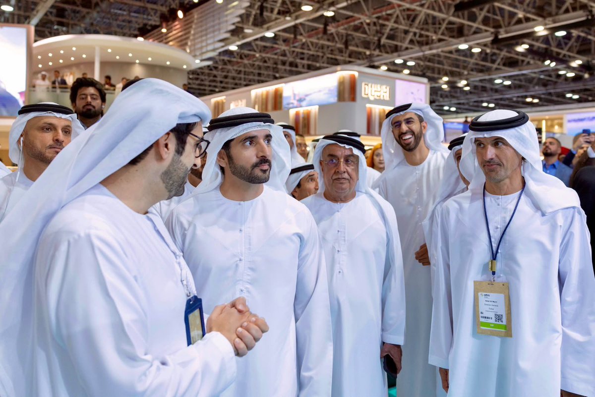 Mohd_AlRais's tweet photo. سعداء بإطلاق موقع الريس للسفريات الجديد
🌐 https://t.co/Qcpu4fUHXH

وتشرّفنا بتوقف سمو الشيخ حمدان بن محمد بن راشد آل مكتوم في منصة الريس للسفريات خلال معرض سوق السفر العربي، في لحظة نعتز بها وتمنحنا دافعاً لمواصلة الابتكار وتطوير تجربة السفر من دولة الإمارات إلى العالم. 🇦🇪

#الريس_للسفريات #سوق_السفر_العربي #ATM2026 #دبي