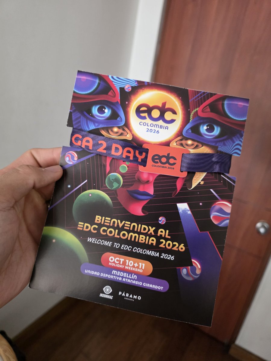 BlueGutierrezA's tweet photo. Vendo combo general (manilla) para el EDC. Entrega física en Bogotá. Valor: $950.000, más económica que en taquilla. https://t.co/E9e1VfgQKN
