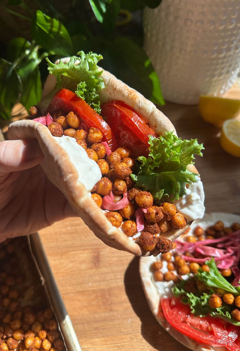 liveeatlearn's tweet photo. This chickpea shawarma is one of my favorite dinners to make when I have people coming over! I put all the toppings on the table, and everyone can build their own https://t.co/ZhvaLYMW9W https://t.co/weKR2penFU