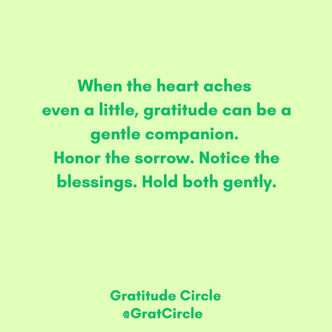 GratCircle's tweet photo. 💪Motivational Monday💪

💛 When the heart aches even a little, gratitude can be a gentle companion.

#GratitudeCircle #Gratitude #EmotionalWellness #MindfulLiving #FindingPeace #SelfCompassion #GratefulHeart https://t.co/kVv9ZDr2Uz