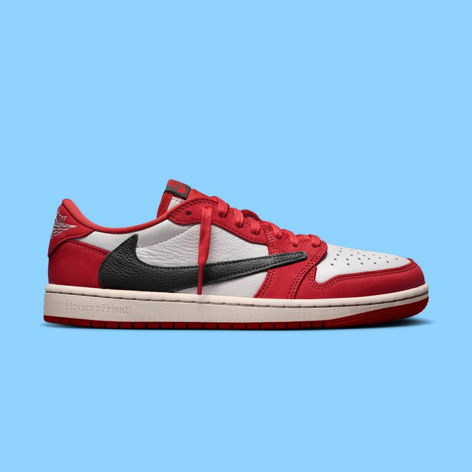 houseofheat's tweet photo. Would you cop? Travis Scott x Air Jordan 1 Low OG "Chicago" Conceptº https://t.co/ByieQuHVwh