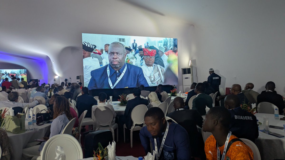 MasroorCentre's tweet photo. The #MCH_inauguration ceremony is live now with distinguished guests expressing gratitude appreciation and messages of support for the hospital, acknowledging how it will help alleviate the pain of suffering humanity in this part of the world.
Watch now on YouTube. Linked 👇 https://t.co/WTgqjnLrH4