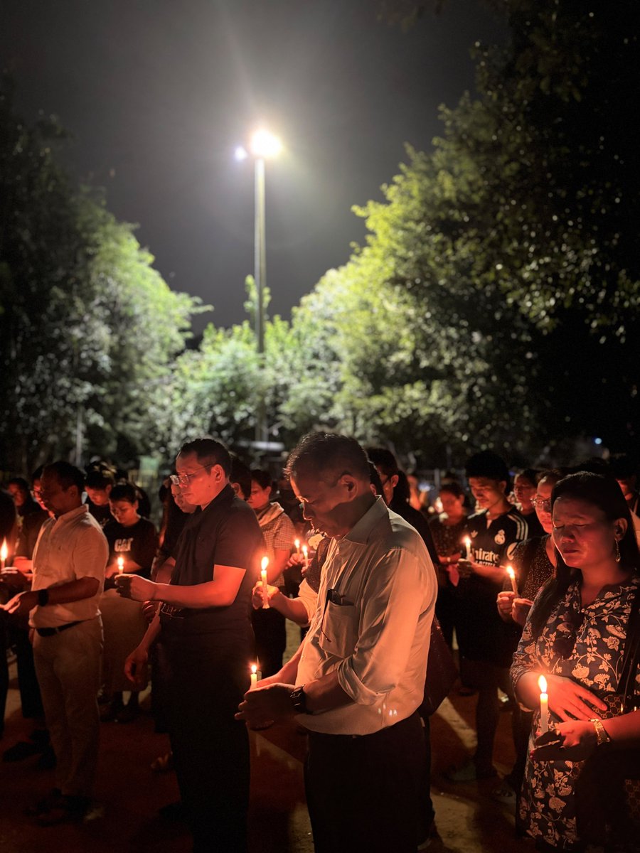 KhongsaiChanu's tweet photo. New Delhi: KSO Delhi held a candlelight vigil in solemn remembrance of the Kuki innocent civilians who were brutally killed by NSCN-IM terrorists. We demand justice, accountability &amp; an end to the violence against innocent civilians.
Justice must prevail !

@India_NHRC @hrw https://t.co/JtGxXoVR3K