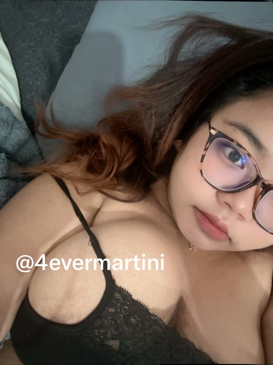 4evermartini's tweet photo. adakah yg belum bobo?? https://t.co/EB32G4XKwL