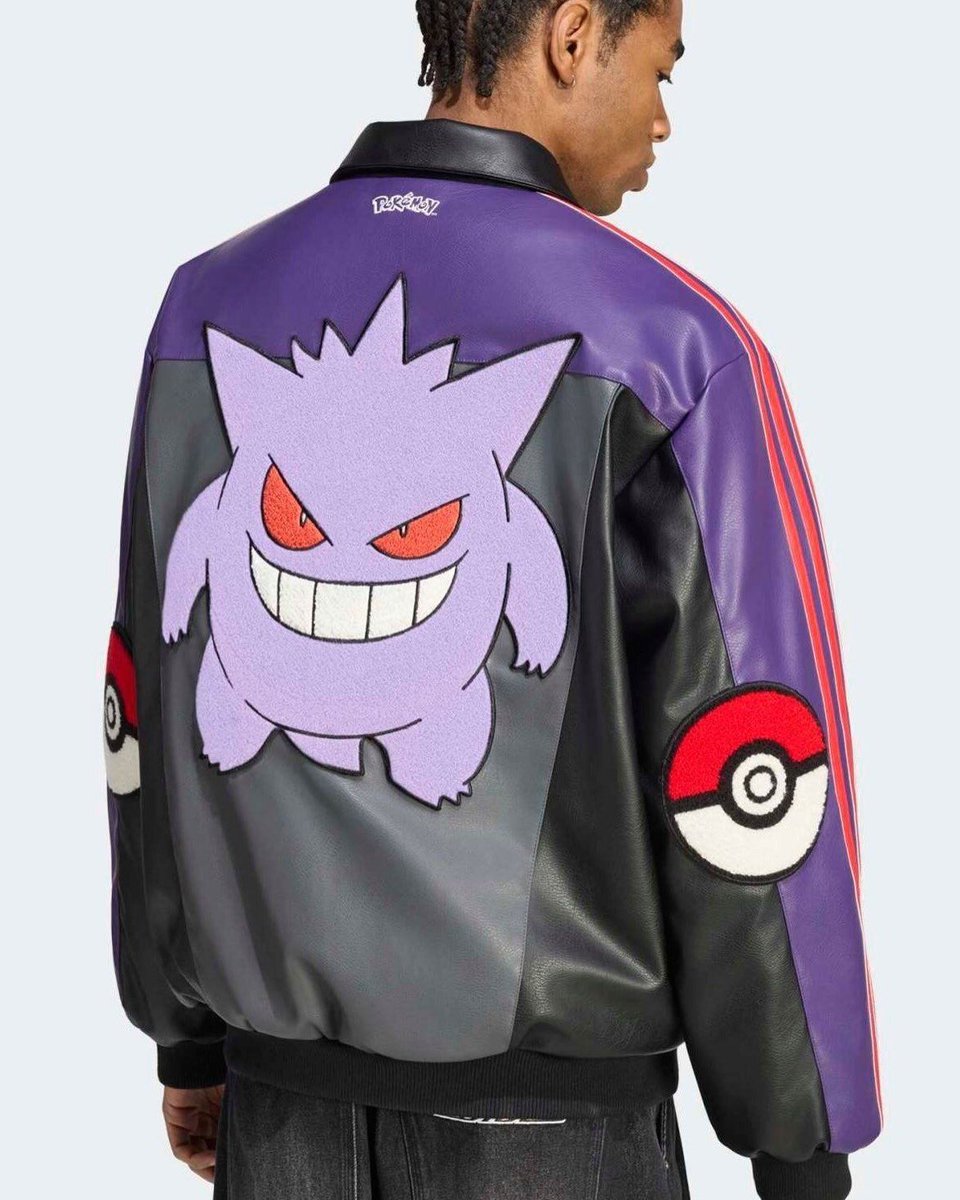 SneakerShouts's tweet photo. Dropped Early: Pokémon x adidas Originals 8 Ball Jackets 🔥 

SHOP HERE: https://t.co/MwQDZnmTiQ https://t.co/V6ic9l0ASQ