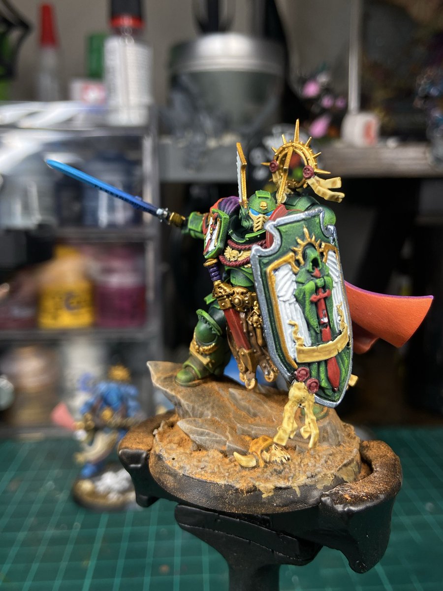 AidanCaller's tweet photo. @elementgames_ng Finally finished my dark angels captain https://t.co/IDSN0L8nc7