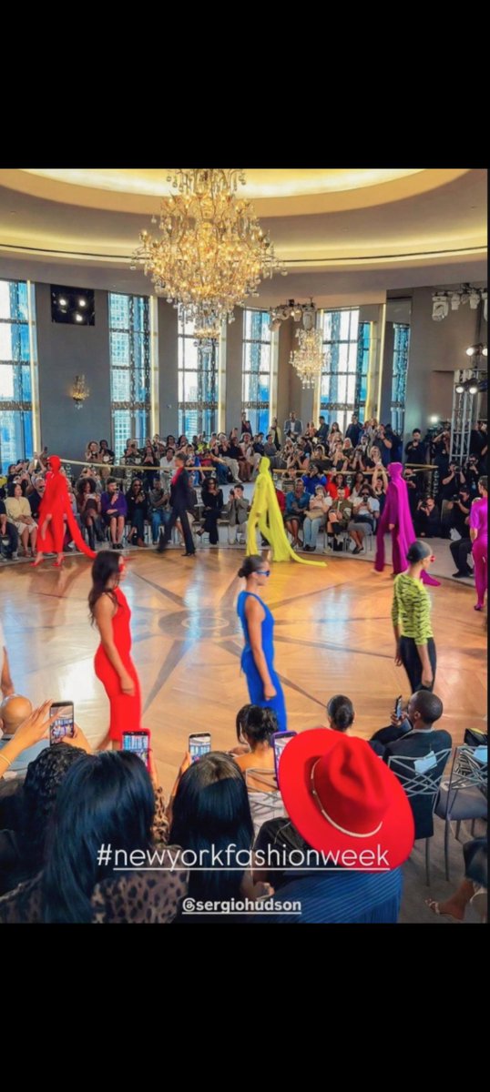 LoveJBlanks's tweet photo. Nene Leakes and supermodel Veronica Webb serving it @ Sergio Hudson Spring/Summer 2027 show. 
#newyorkfashionweek #SS2027 #sergiohudson #NeneLeakes #veronicawebb #FashionIcons https://t.co/d52NAeO7kc