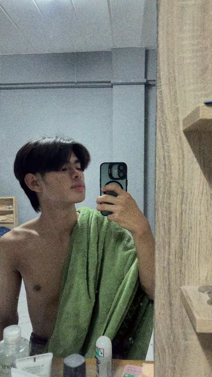 LipSumer's tweet photo. #คลองหก #รังสิต เหงามากครับบบ🤓💗 https://t.co/p3DVRSlUur