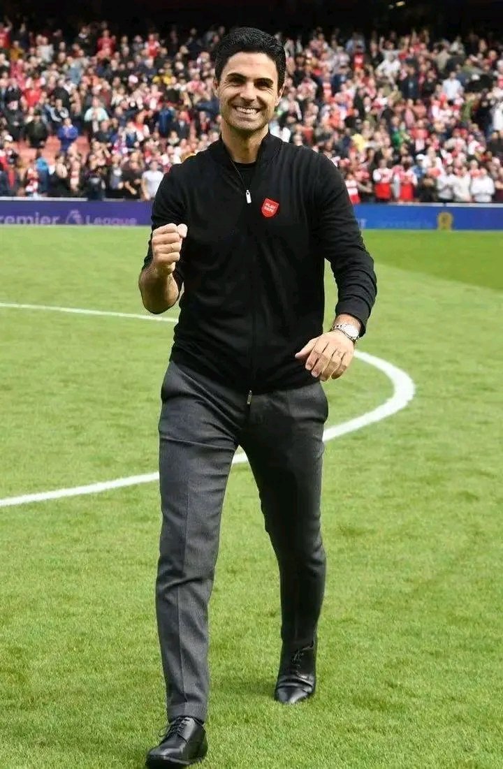Alarsenalnew's tweet photo. 🔴⚪️ Robin van Persie said Mikel Arteta could stay at Arsenal for 100 years and still never win the Premier League. 

Well...

Supa Mikel is currently sitting at the top of the league.

And the funniest part?

He's not just a Premier League manager anymore.

He's a Premier League champion.

Van Persie once questioned whether Arteta had the mentality to win the biggest trophies and argued that Arsenal needed a manager who had already won loads of them.

But there's one little problem with that argument.

Nobody starts with trophies.

Every great manager you can name had to win their first one before they could become the manager with “loads of trophies.”

That's how football works.

And this is exactly why I supported Arteta when he made those difficult decisions with Özil, Aubameyang, Lacazette and others.

I don't care how talented a player is.

I don't care how big his name is.

The moment you start acting bigger than the football club, something has to change.

Because Arsenal comes first.

Always.

That's the mentality I wanted Arteta to build.

A dressing room where nobody is bigger than the badge.

Fast-forward to 2026...

The manager who supposedly didn't have the mentality to win the Premier League has already done it.

And now he's back defending the title.

12 points from 12.

Top of the Premier League.

The same Arteta Van Persie once wrote off.

Robin...

I'm not saying you have to apologise.

But I'm definitely asking you to look at that prediction again.

100 years, you said?

We didn't even need one. 

Supa Mikel. 🔴⚪