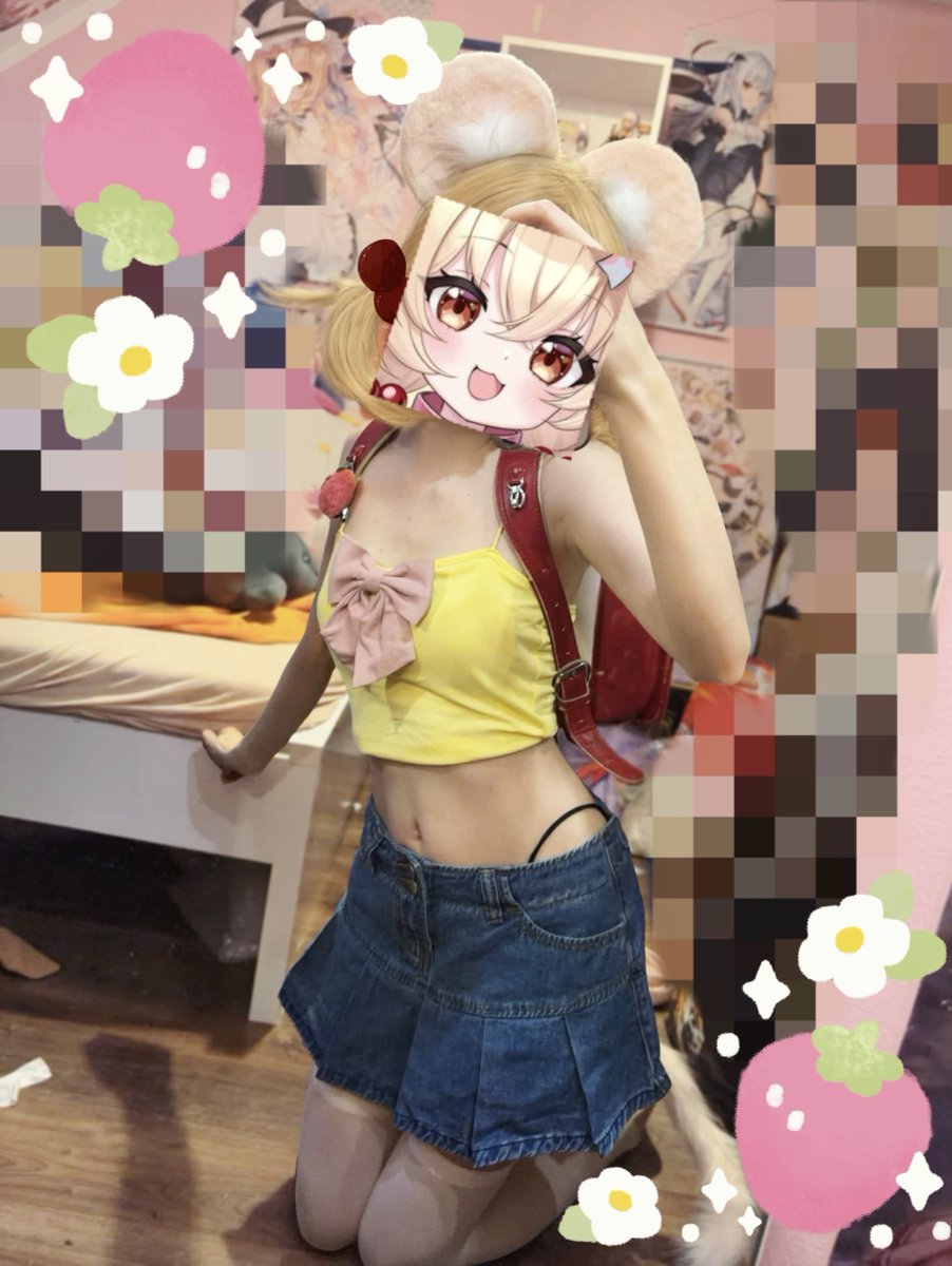 yukathebrat's tweet photo. she’s REAL?!?! 🐀🍓 https://t.co/lw9aalkb5V