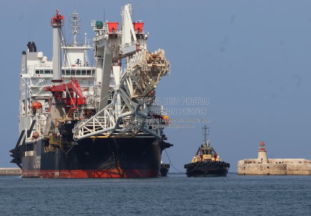 Shipguru's tweet photo. #chinesebuilt #pipelayer #AUDACIA #Entering #grandharbourmalta during her #maidencall - 12.09.2026 - https://t.co/uAH1qB1RZf - NO PHOTOS can be used or manipulated without our permission @worldshipsoc @offshoreenergyt @navingooe @Rich_Ships @ShipsInPics @ShippingMag @ShippingTV https://t.co/GZwzgOQVCR