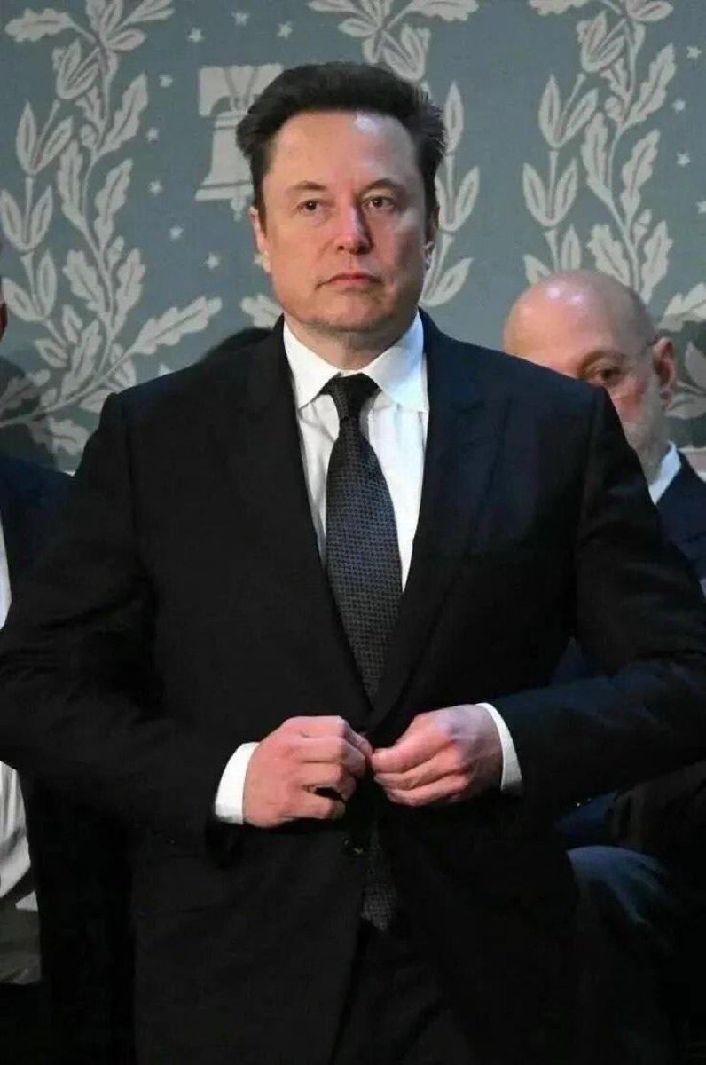DanBig9953's tweet photo. Has Elon Musk had a positive impact on the world?

A. Yes
B. No

👇 Be honest. https://t.co/rg3RBOQXkL