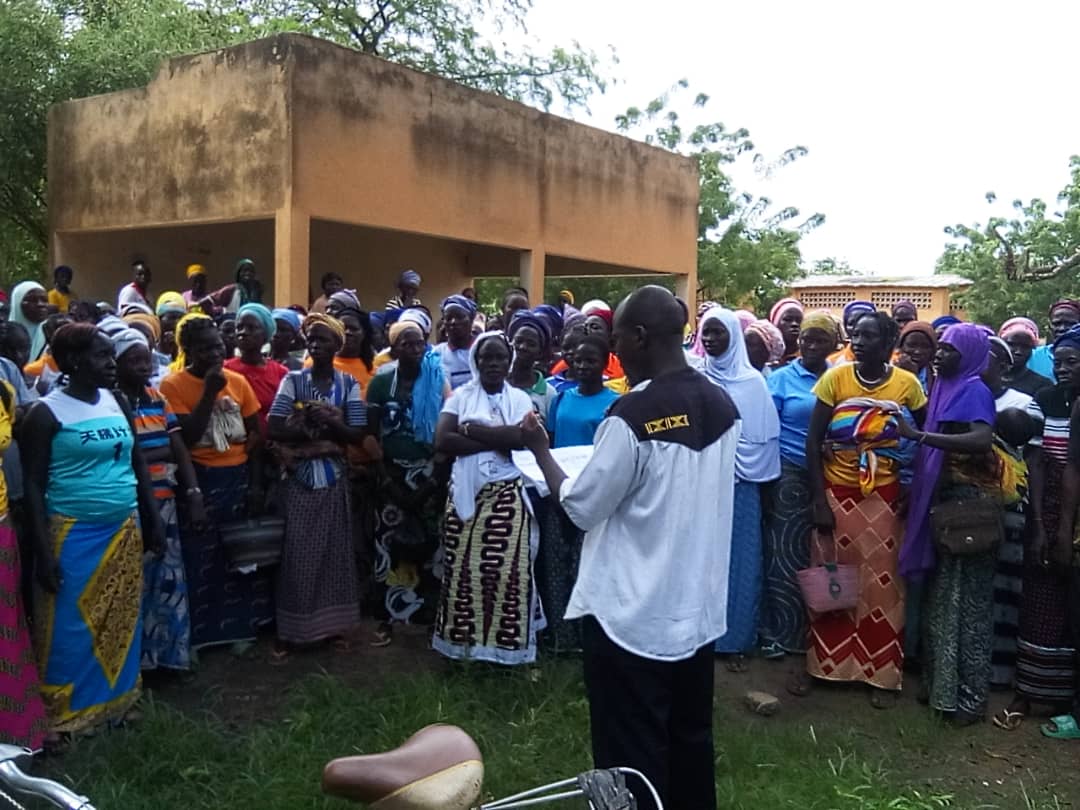 Todi_Yaba's tweet photo. 📍 Diapaga | Enregistrement électronique et biométrique achevé pour les 400 ménages bénéficiaires des kits maraîchers du projet OSRO/BKF/085/CHA @FAOBurkinaFaso.

Chaque ménage vérifié, informé du projet et du contenu de son kit, puis enregistré.

#Tapoa #SécuritéAlimentaire https://t.co/QbLWqR4lgC