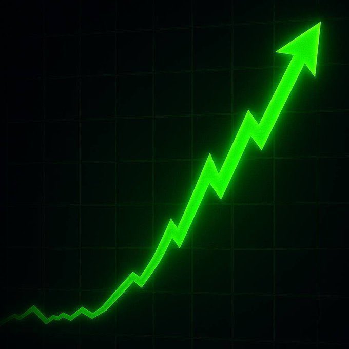 CryptoDawnn's tweet photo. The next Bitcoin halving is now just 580 days away

At the next halving, Bitcoin’s block reward will drop from 3.125 BTC to 1.5625 BTC

The countdown to 2028 is on and approaching fast https://t.co/02D201pZIC