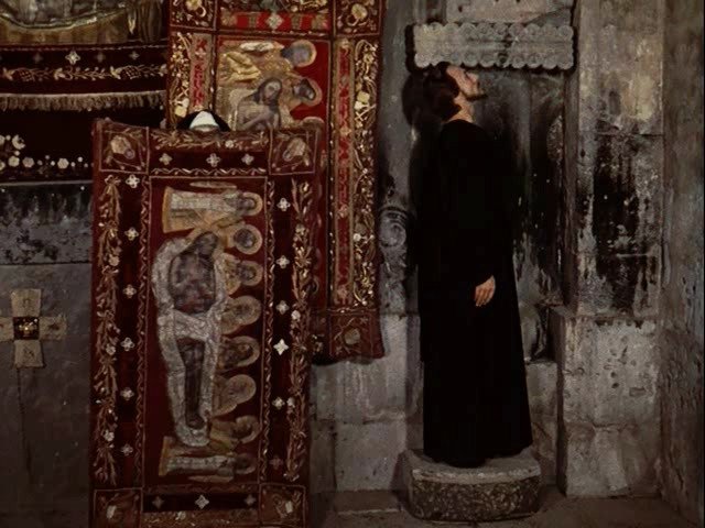 EvaArriagaD's tweet photo. 🎥 'The Color of Pomegranates' (Sergei Parajanov, 1969). https://t.co/C0vWEesQ4o