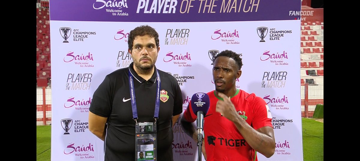 Sidharth_World_'s tweet photo. Shabab-Al-Ahli 🇦🇪 start their Champions League campaign with a win, they beat Tractor FC 🇮🇷 1-0, with Yuri Cesar 22nd-minute strike proving to be the difference and enough to secure all three points.
#SAHvTRA https://t.co/8cBSiKvH6C