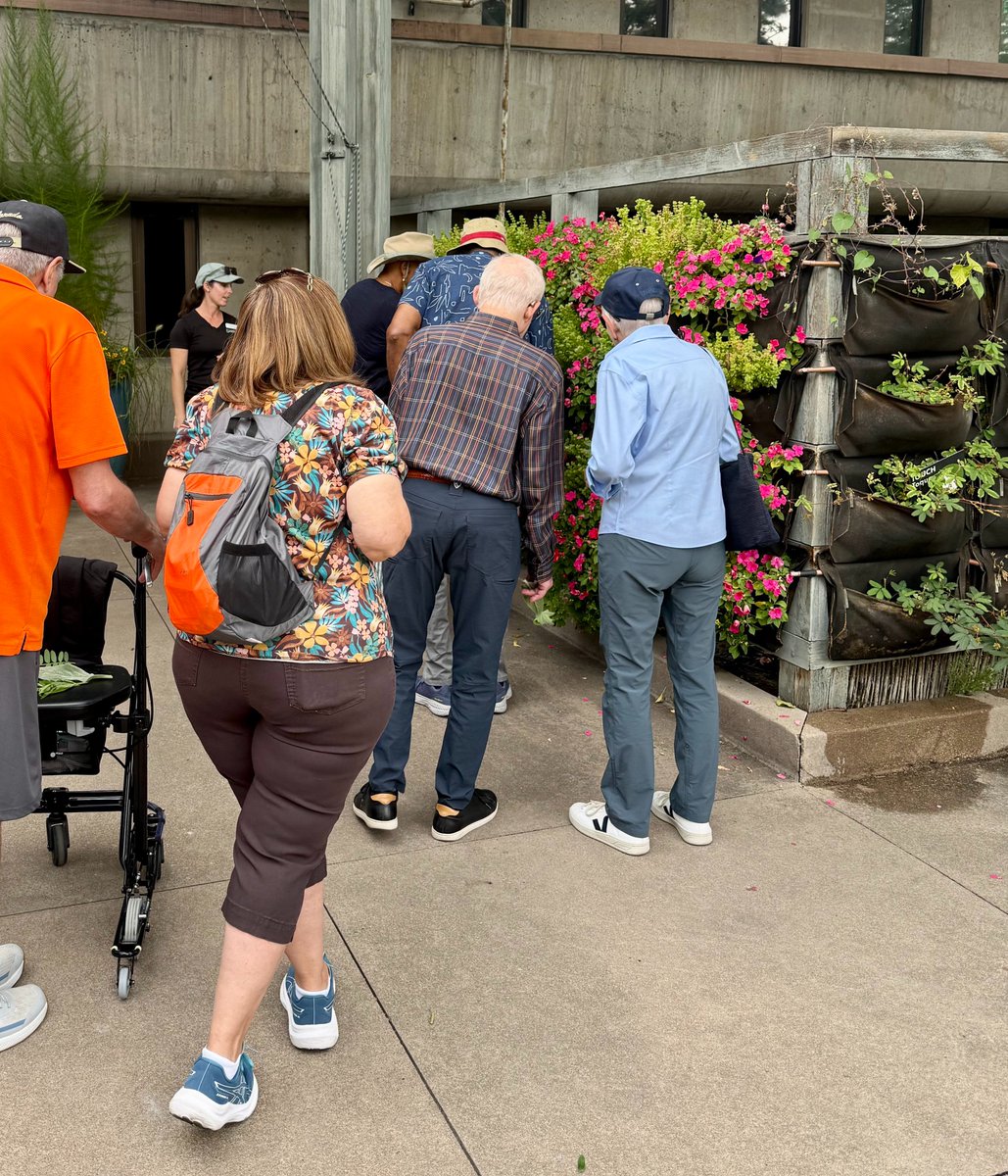ec_bayram's tweet photo. Started the week strong with our @CUAnschutz @LBDAssoc Research Center of Excellence "CUltivating Wellness" event with @denverbotanic for our #Lewy community 🤩 https://t.co/YrUV8UBj0x