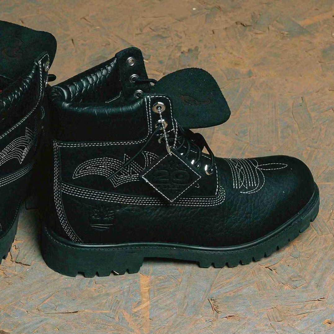 houseofheat's tweet photo. OFFICIAL LOOK: Sneaker Politics x Timberland 6" Waterproof Boot 'Outlaw' &amp; 'Rodeo' Pack 🤠

📅 September 24th https://t.co/IalxyUv3Ne