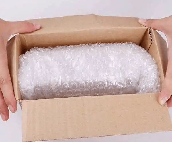 MackenzieS5tei's tweet photo. Just opened my long-awaited parcel! Inside is the limited-edition beauty item I’ve been eyeing for months—unboxing happiness hits different https://t.co/BPH0YG1pRe