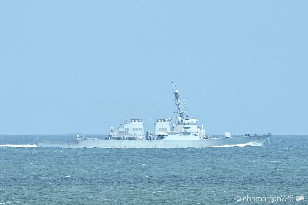 johnmorgan726's tweet photo. USS STOUT (DDG-55) πΊπΈ Arleigh Burke-class Flight I guided missile destroyer four miles off the coast of Virginia Beach after leaving Naval Station Norfolk (NOB) Virginia. #UnitedStatesNavy #ShipsInPics #DDG55 #USSStout https://t.co/c2jGnjKnRS